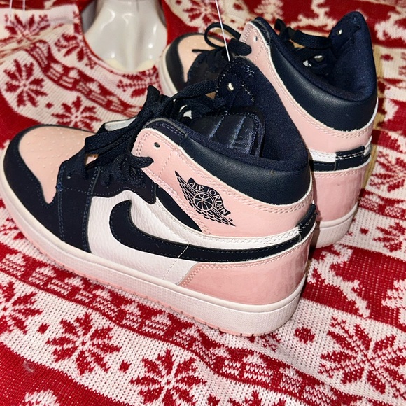 Black and Pink Nike Mids - Picture 2 of 3